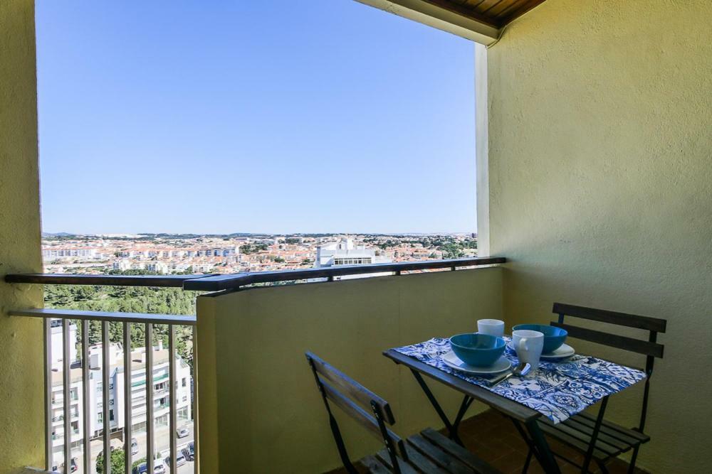 Apartmán Cozy Studio With Balcony And Beautiful View Cascais Exteriér fotografie