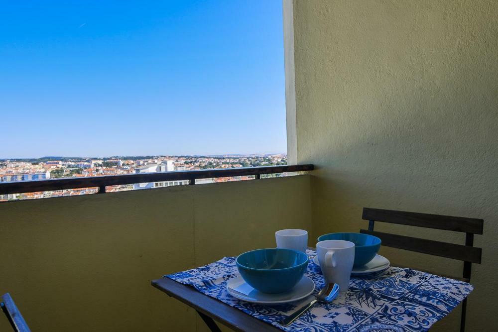 Apartmán Cozy Studio With Balcony And Beautiful View Cascais Exteriér fotografie