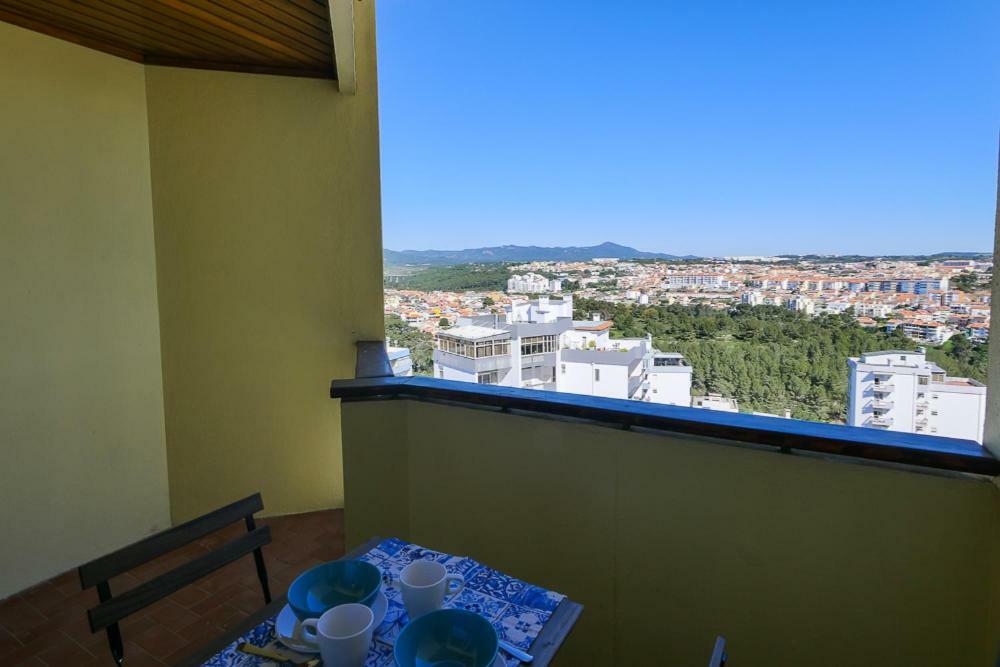 Apartmán Cozy Studio With Balcony And Beautiful View Cascais Exteriér fotografie